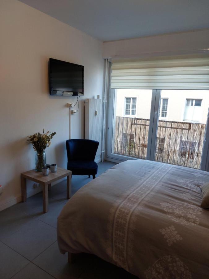 Vieille Apartment *